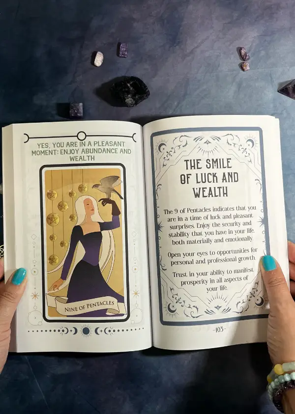 interior_oracle_book_tarot_color tarot color book