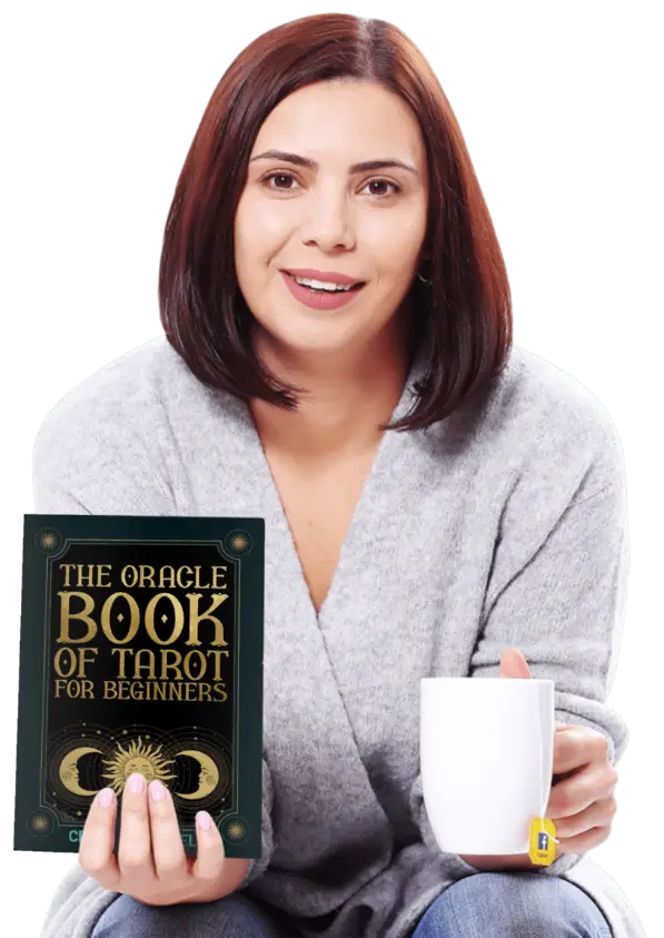 woman_oracle_book_tarot-read read oracle book